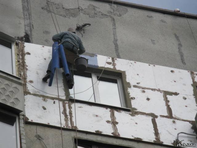 В Партените, Алушта, строитель упал с пятого этажа и выжил