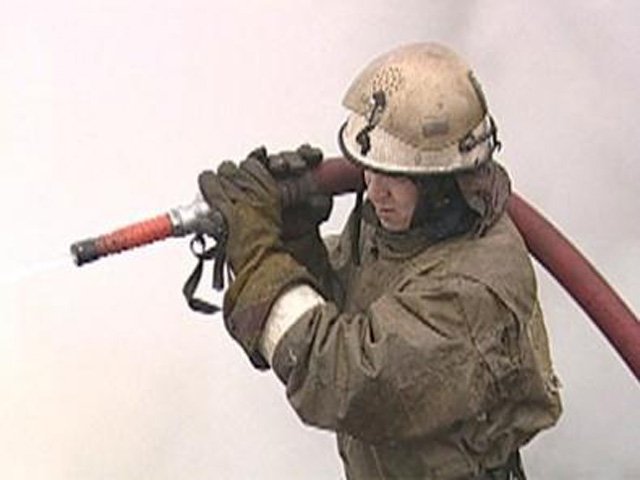 В Алуште на пожаре спасли мужчину. Фото сайта imenno.ru. "Твоя газета!" — новости Алушты.