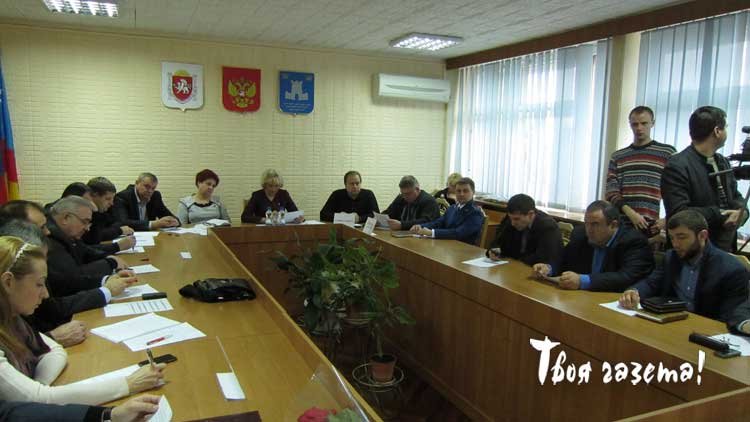 В Алуште для населения увеличили тарифы на содержание жилфонда. Сессия горсовета 16.01.2015. "Твоя газета!" — новости Алушты.